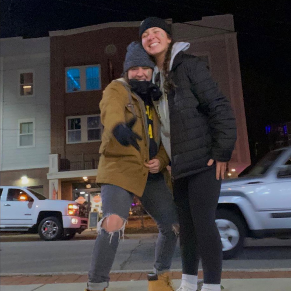 Meet your Posher, Annie